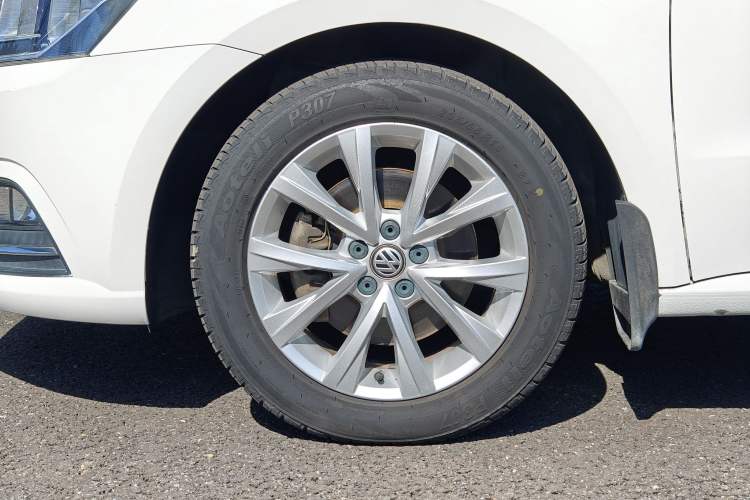 Used Volkswagen Lavida 2017 230TSI DSG Comfort Edition Exterior 9