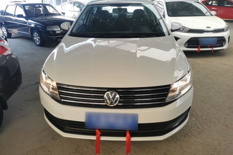 Used Volkswagen Lavida 2017 1.6L Manual Fashion Edition Front