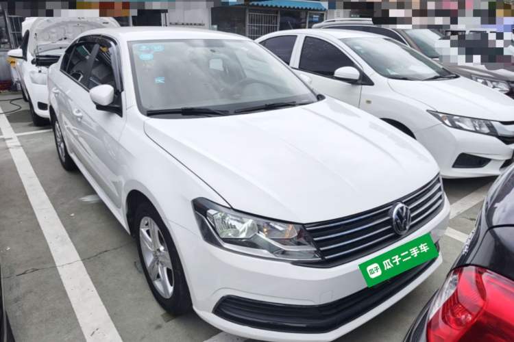 Used Volkswagen Lavida 2017 1.6L Automatic Fashion Edition Front