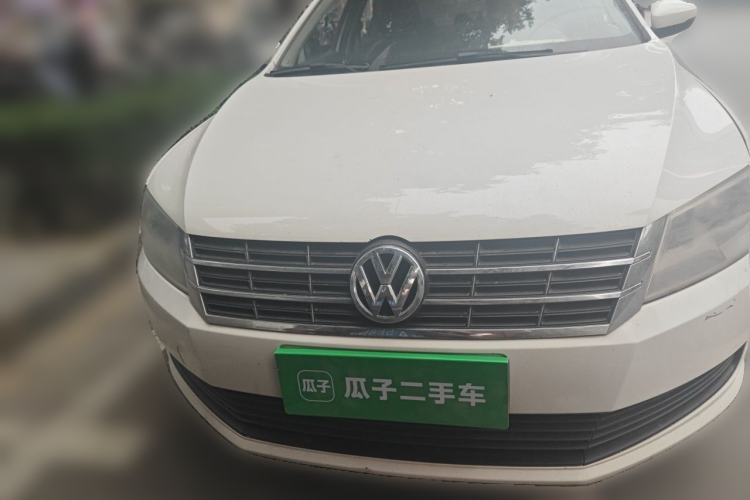 Used Volkswagen Lavida 2017 1.6L Manual Fashion Edition Front