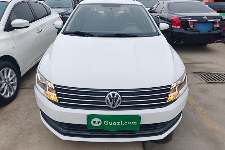 Used Volkswagen Lavida 2017 1.6L Automatic Fashion Edition Front