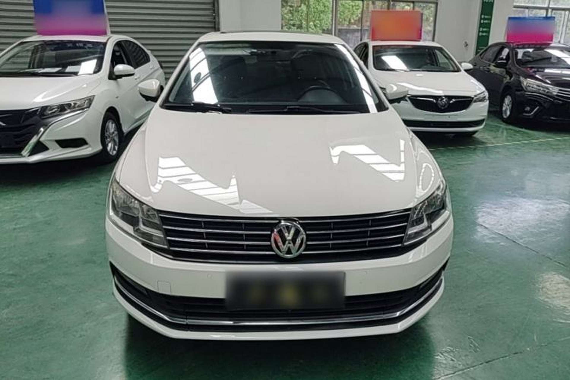Used Volkswagen Lavida 2017 1.6L Automatic Comfort Edition Front