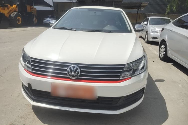 Used Volkswagen Lavida 2017 1.6L Manual Fashion Edition Front