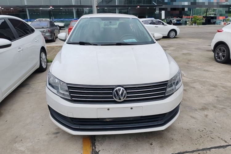Used Volkswagen Lavida 2017 1.6L Manual Fashion Edition Front
