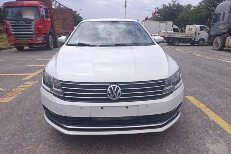 Used Volkswagen Lavida 2017 1.6L Automatic Comfort Edition Front