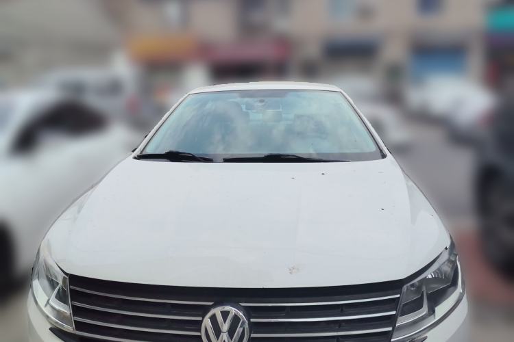 Used Volkswagen Lavida 2017 1.6L Manual Fashion Edition Front