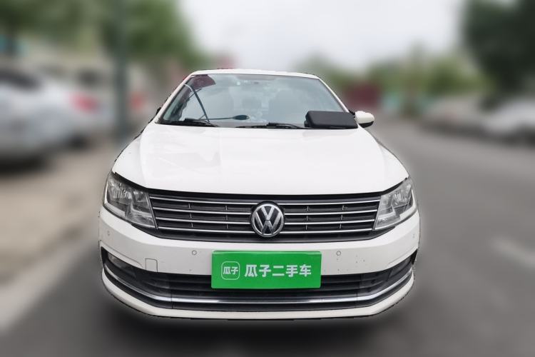 Used Volkswagen Lavida 2017 1.6L Manual Comfort Edition Front