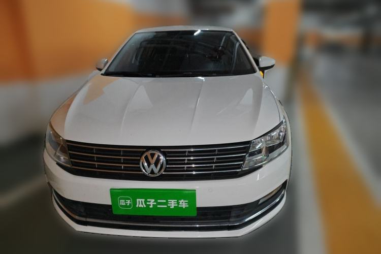 Used Volkswagen Lavida 2017 1.6L Automatic Comfort Edition Front