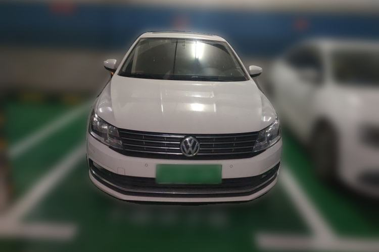Used Volkswagen Lavida 2017 1.6L Automatic Comfort Edition Front
