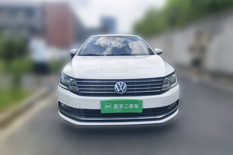 Used Volkswagen Lavida 2017 1.6L Automatic Comfort Edition Front