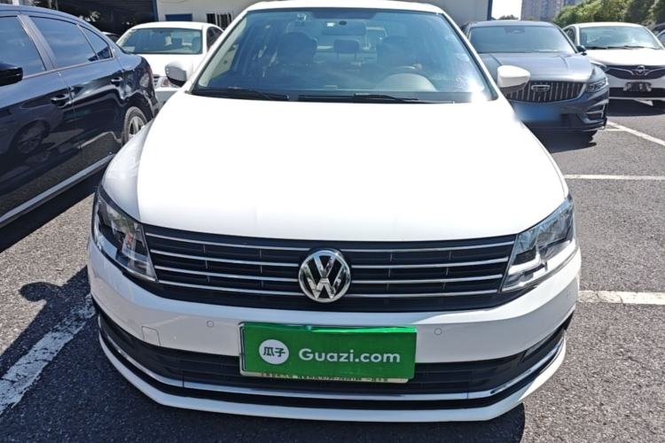 Used Volkswagen Lavida 2017 1.6L Automatic Comfort Edition Front