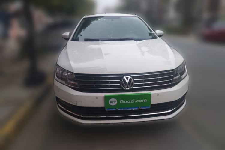 Used Volkswagen Lavida 2017 1.6L Manual Comfort Edition Front