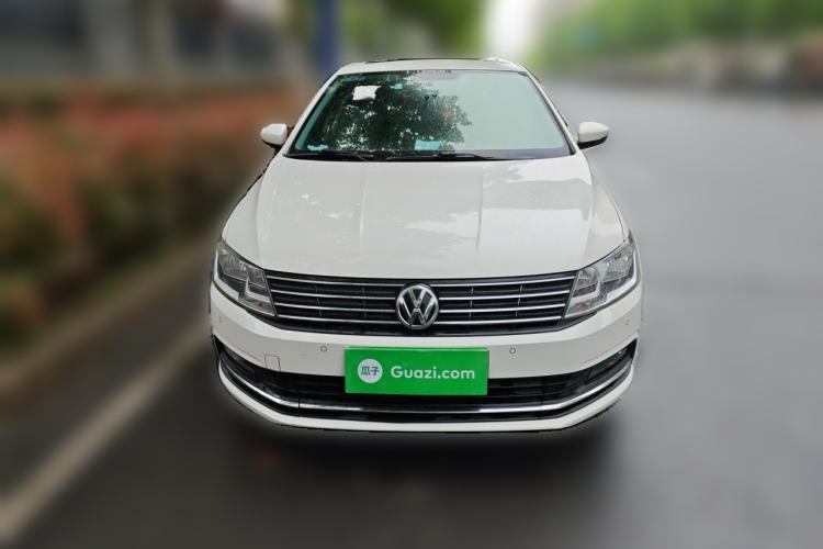 Used Volkswagen Lavida 2017 1.6L Manual Comfort Edition Front