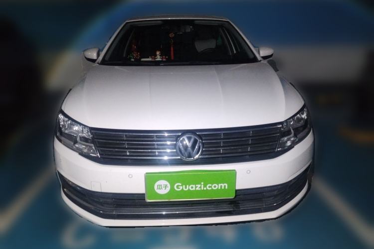 Used Volkswagen Lavida 2017 230TSI Manual Comfort Edition Front