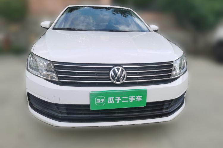 Used Volkswagen Lavida 2017 1.6L Manual Fashion Edition Front