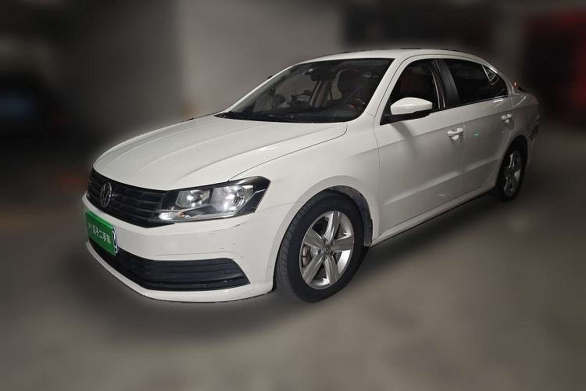 Used Volkswagen Lavida 2017 1.6L Automatic Fashion Edition Front Left 45 Deg