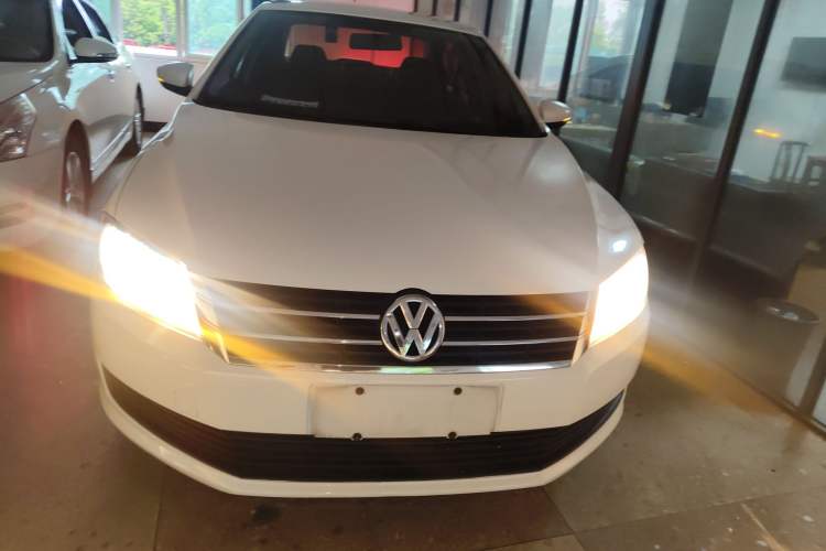 Used Volkswagen Lavida 2017 1.6L Automatic Comfort Edition Front