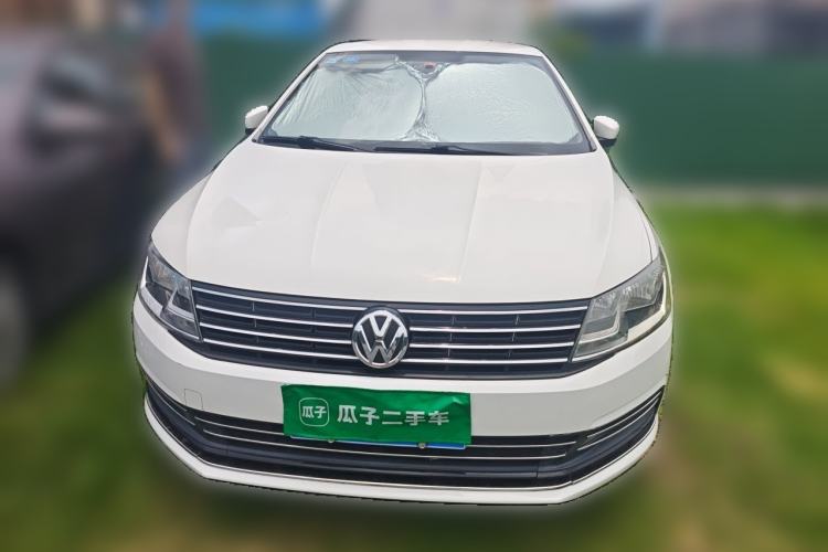 Used Volkswagen Lavida 2017 1.6L Automatic Fashion Edition Front