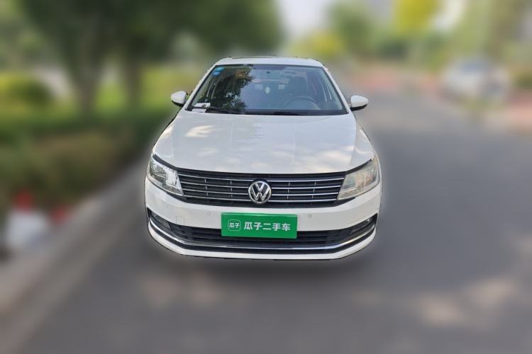 Used Volkswagen Lavida 2017 1.6L Manual Comfort Edition Front