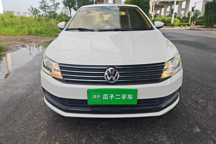 Used Volkswagen Lavida 2017 1.6L Automatic Fashion Edition Front