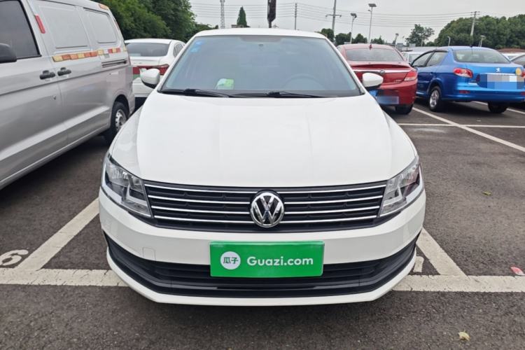 Used Volkswagen Lavida 2017 1.6L Manual Fashion Edition Front