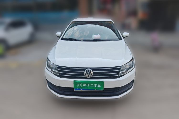 Used Volkswagen Lavida 2017 1.6L Manual Fashion Edition Front