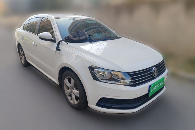 Used Volkswagen Lavida 2017 1.6L Automatic Fashion Edition Front Right 45 Deg