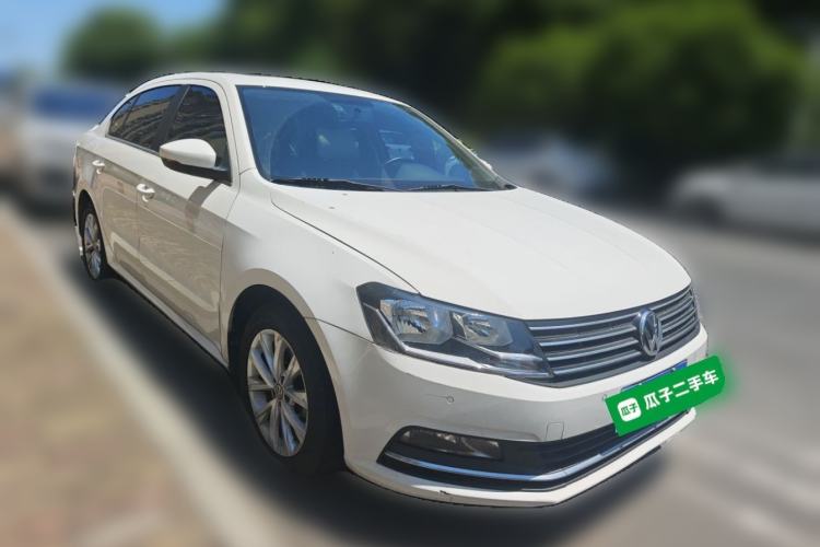 Used Volkswagen Lavida 2017 1.6L Automatic Comfort Edition Front Right 45 Deg