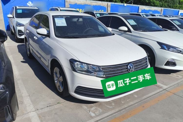 Used Volkswagen Lavida 2017 1.6L Automatic Fashion Edition Front Right 45 Deg