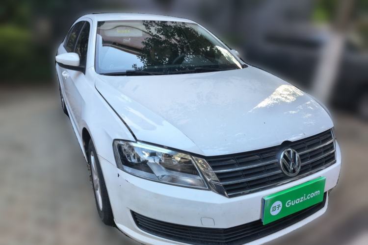 Used Volkswagen Lavida 2017 1.6L Automatic Fashion Edition Front Right 45 Deg