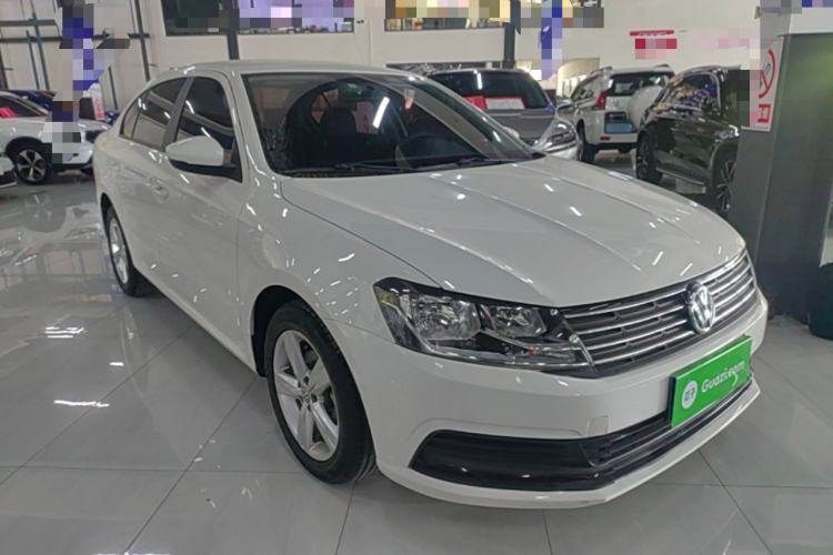 Used Volkswagen Lavida 2017 1.6L Automatic Fashion Edition Front Right 45 Deg