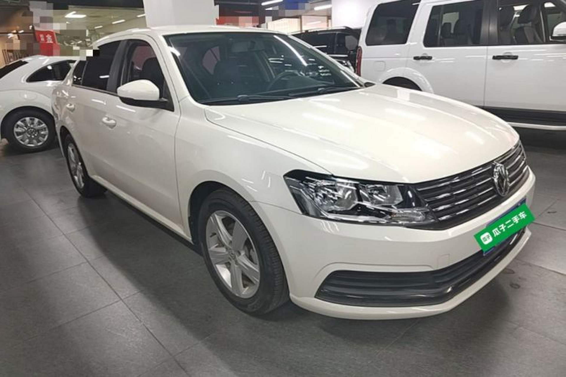 Used Volkswagen Lavida 2017 1.6L Automatic Fashion Edition Front Right 45 Deg
