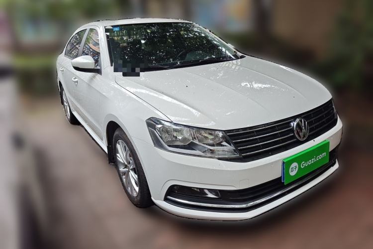Used Volkswagen Lavida 2017 1.6L Automatic Comfort Edition Front Right 45 Deg