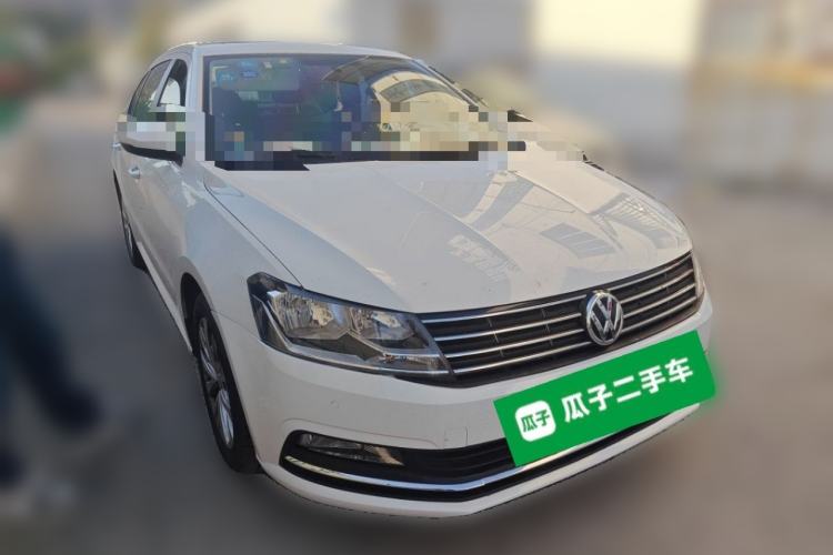 Used Volkswagen Lavida 2017 230TSI DSG Comfort Edition Front Right 45 Deg