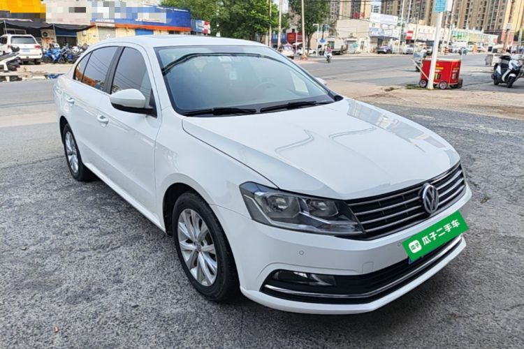 Used Volkswagen Lavida 2017 1.6L Automatic Comfort Edition Front Right 45 Deg