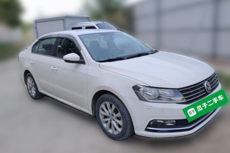 Used Volkswagen Lavida 2017 1.6L Automatic Comfort Edition Front Right 45 Deg
