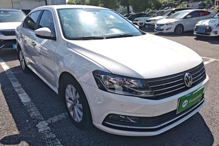 Used Volkswagen Lavida 2017 1.6L Automatic Comfort Edition Front Right 45 Deg
