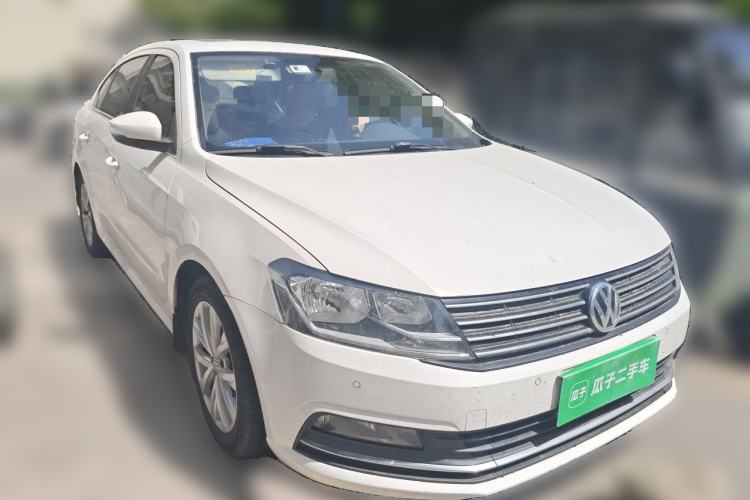 Used Volkswagen Lavida 2017 1.6L Manual Comfort Edition Front Right 45 Deg
