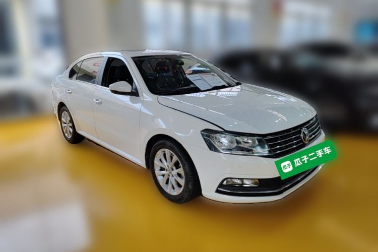 Used Volkswagen Lavida 2017 230TSI DSG Comfort Edition Front Right 45 Deg