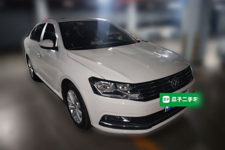 Used Volkswagen Lavida 2017 1.6L Automatic Comfort Edition Front Right 45 Deg