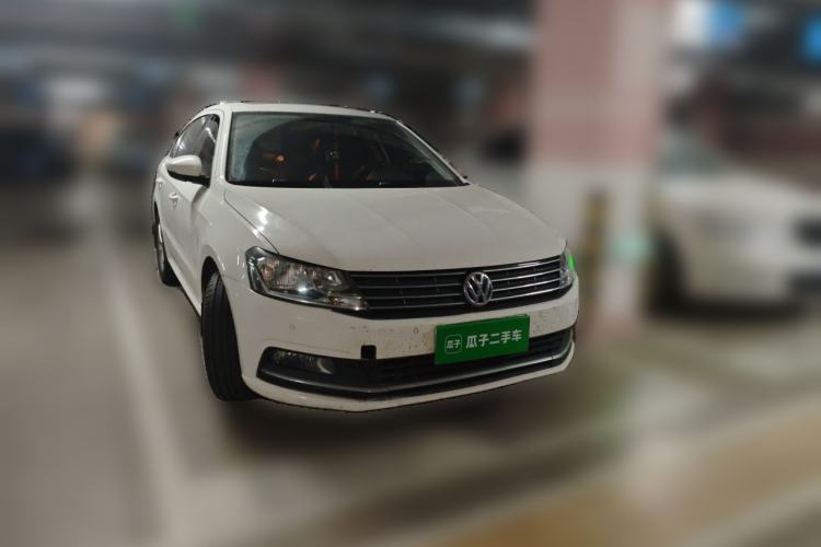 Used Volkswagen Lavida 2017 1.6L Manual Comfort Edition Front Right 45 Deg