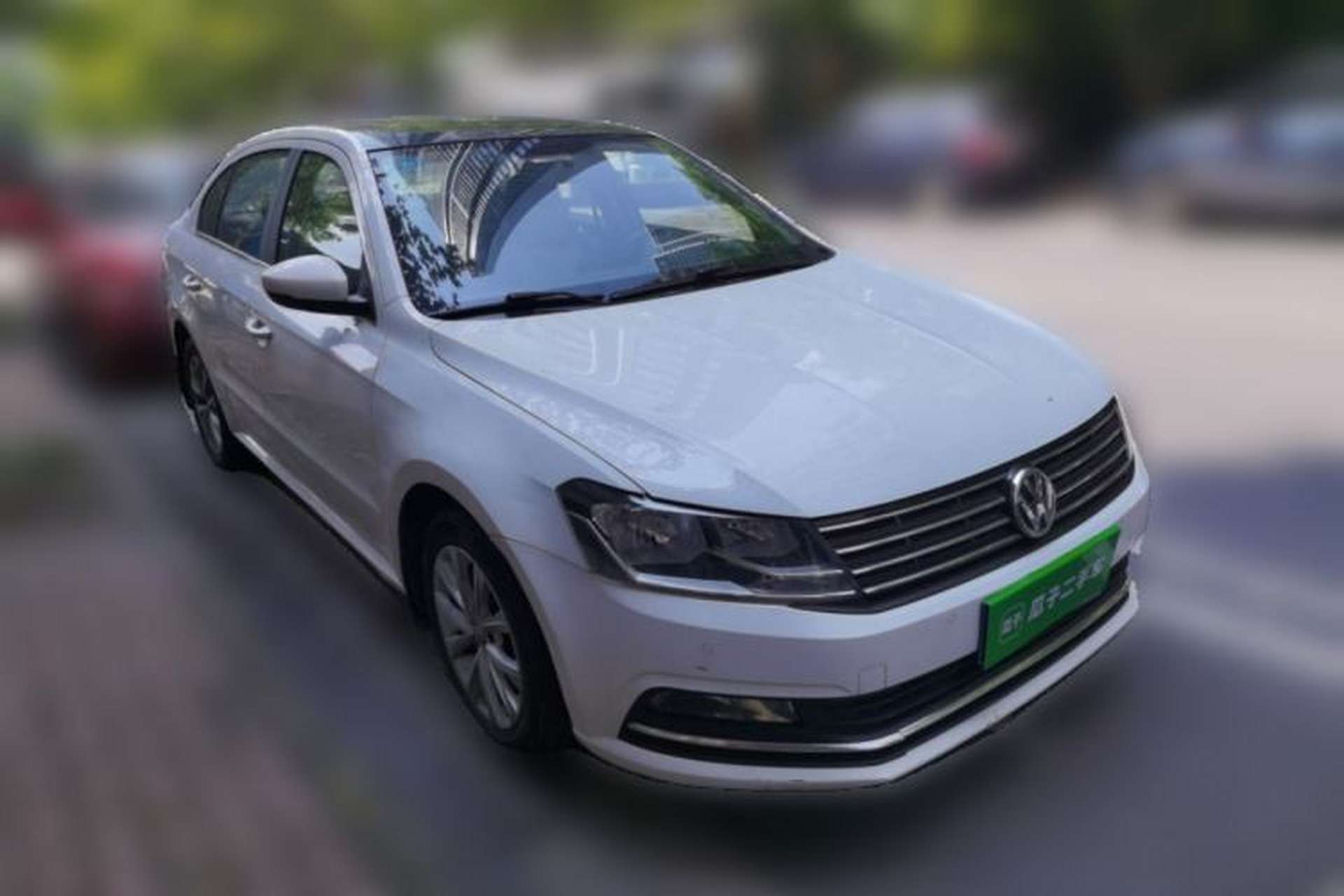 Used Volkswagen Lavida 2017 1.6L Automatic Comfort Edition Front Right 45 Deg