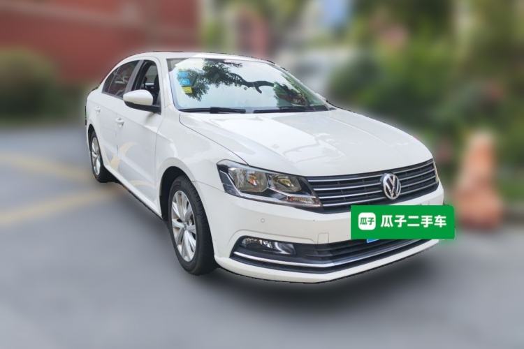 Used Volkswagen Lavida 2017 1.6L Automatic Comfort Edition Front Right 45 Deg