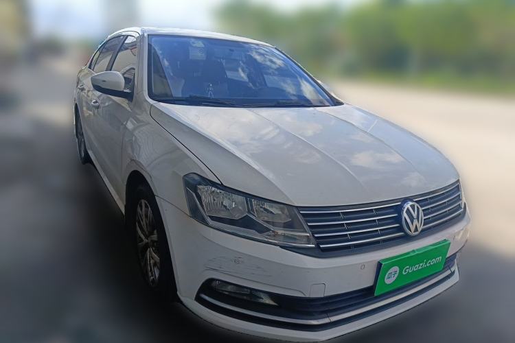 Used Volkswagen Lavida 2017 230TSI DSG Comfort Edition Front Right 45 Deg