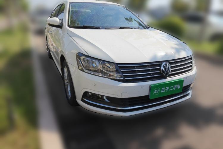 Used Volkswagen Lavida 2017 1.6L Automatic Comfort Edition Front Right 45 Deg