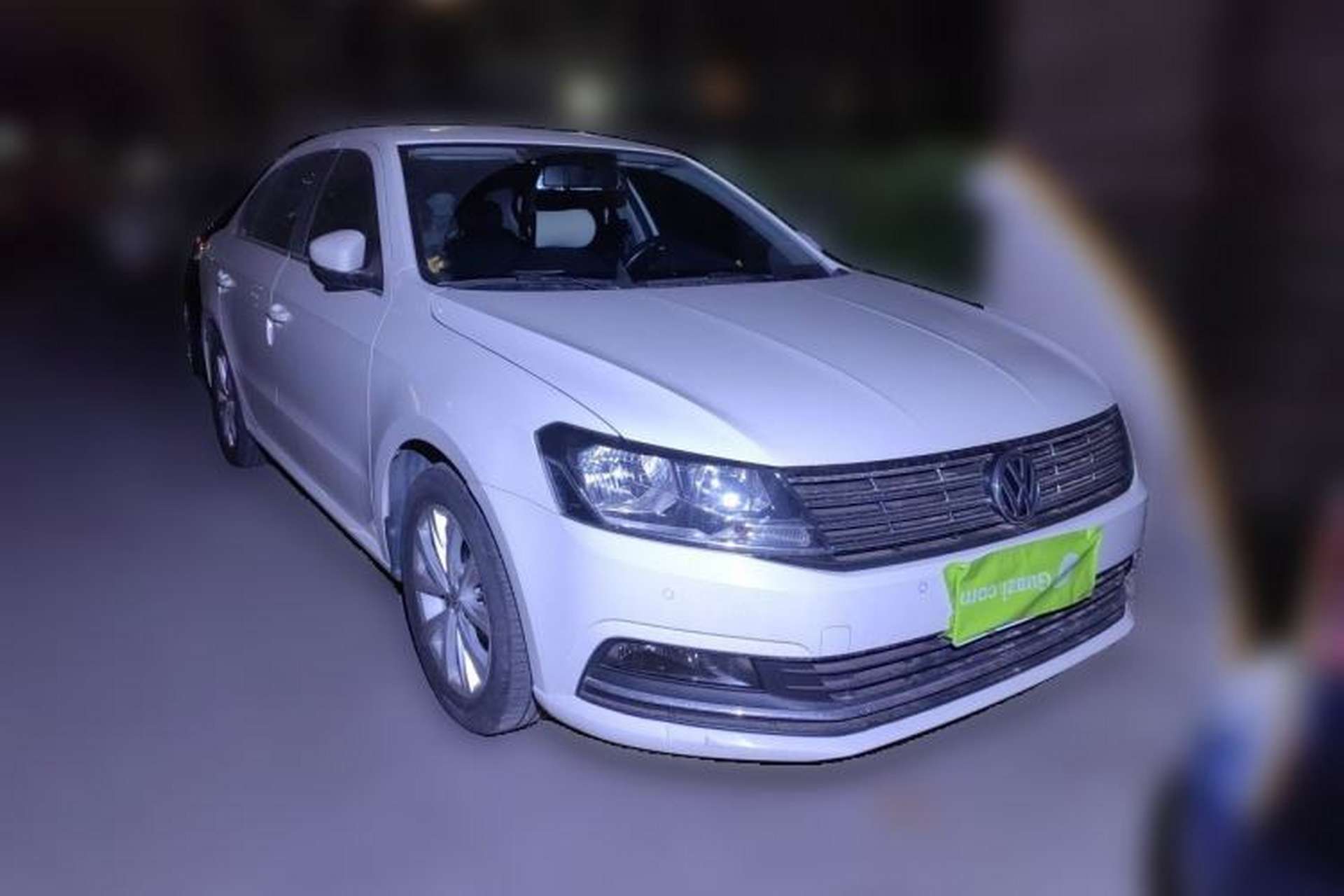Used Volkswagen Lavida 2017 1.6L Automatic Comfort Edition Front Right 45 Deg