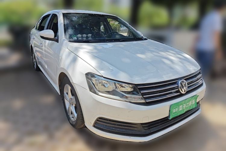 Used Volkswagen Lavida 2017 1.6L Automatic Fashion Edition Front Right 45 Deg
