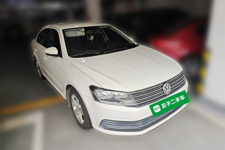 Used Volkswagen Lavida 2017 1.6L Automatic Fashion Edition Front Right 45 Deg