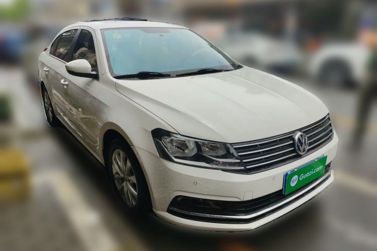 Used Volkswagen Lavida 2017 1.6L Automatic Comfort Edition Front Right 45 Deg