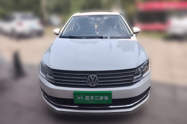 Used Volkswagen Lavida 2017 1.6L Manual Comfort Edition Front